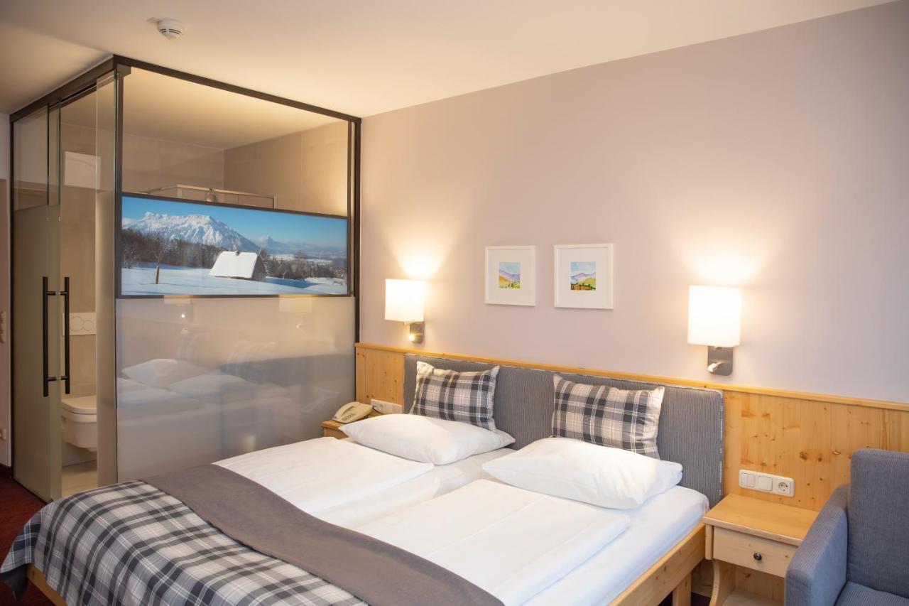 Hotel Gasthof Zum Kirchenwirt พุค ไบ ฮัลไลน์ ภายนอก รูปภาพ