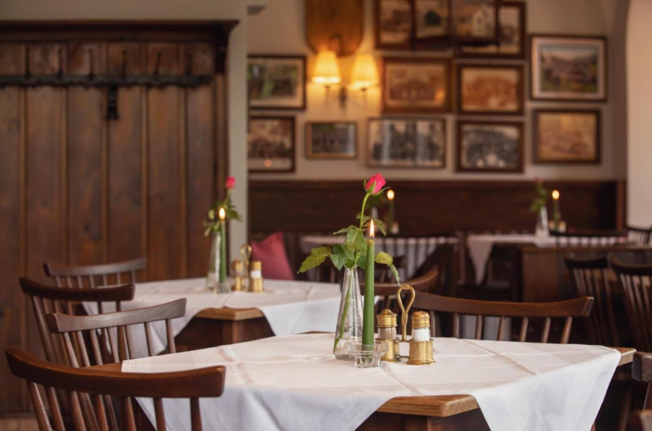 Hotel Gasthof Zum Kirchenwirt พุค ไบ ฮัลไลน์ ภายนอก รูปภาพ