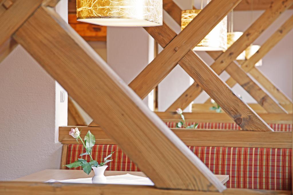 Hotel Gasthof Zum Kirchenwirt พุค ไบ ฮัลไลน์ ภายนอก รูปภาพ
