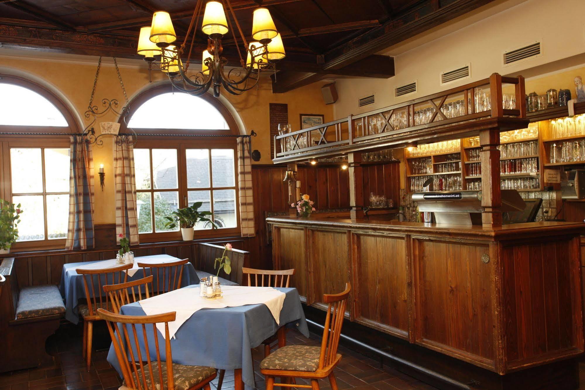 Hotel Gasthof Zum Kirchenwirt พุค ไบ ฮัลไลน์ ภายนอก รูปภาพ