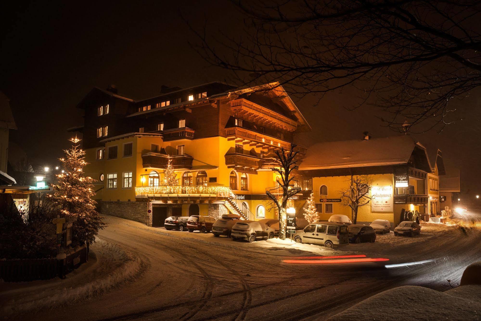 Hotel Gasthof Zum Kirchenwirt พุค ไบ ฮัลไลน์ ภายนอก รูปภาพ